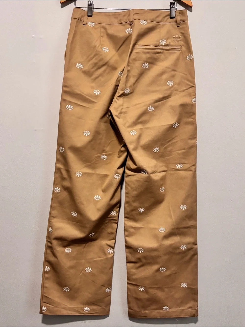 Adidas-Women Alllover Mini Crest Chino Pants - Picture 7 of 7